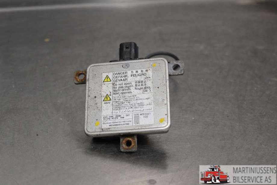 Spylerpumpe foran til Mitsubishi Outlander, 2012-2015 (Type III, Fase 1)  (MITSUBISHI|)