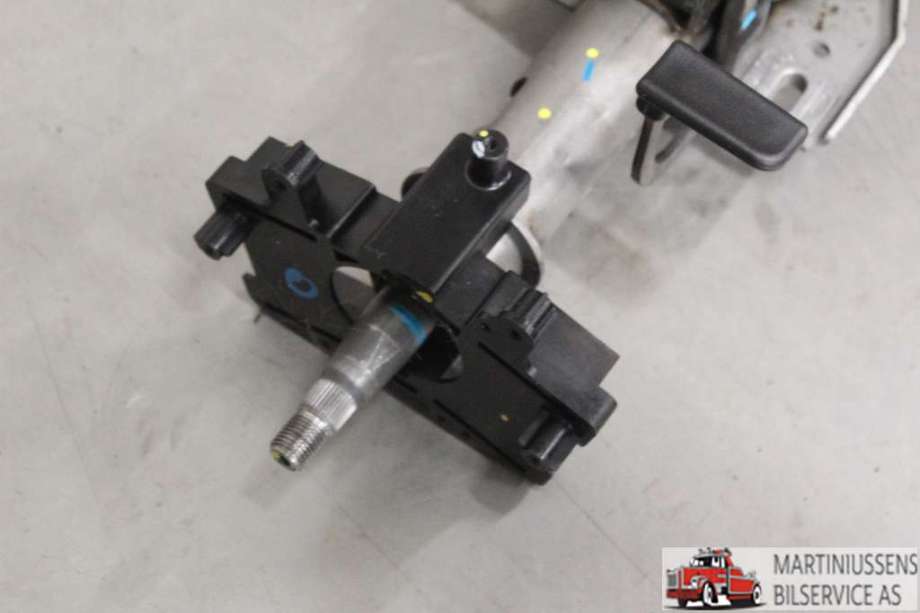 Rattaksel til Opel Antara 2007-2013  (OPEL||20955874)