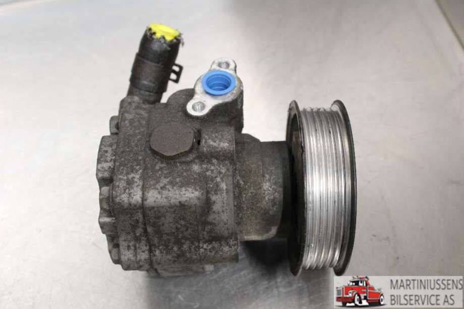 Servo pumpe mekanisk til VW Transporter / Caravelle, 2009-2015 (Fase 2) (T5) (T5) (VOLKSWAGEN|7E0422154E)