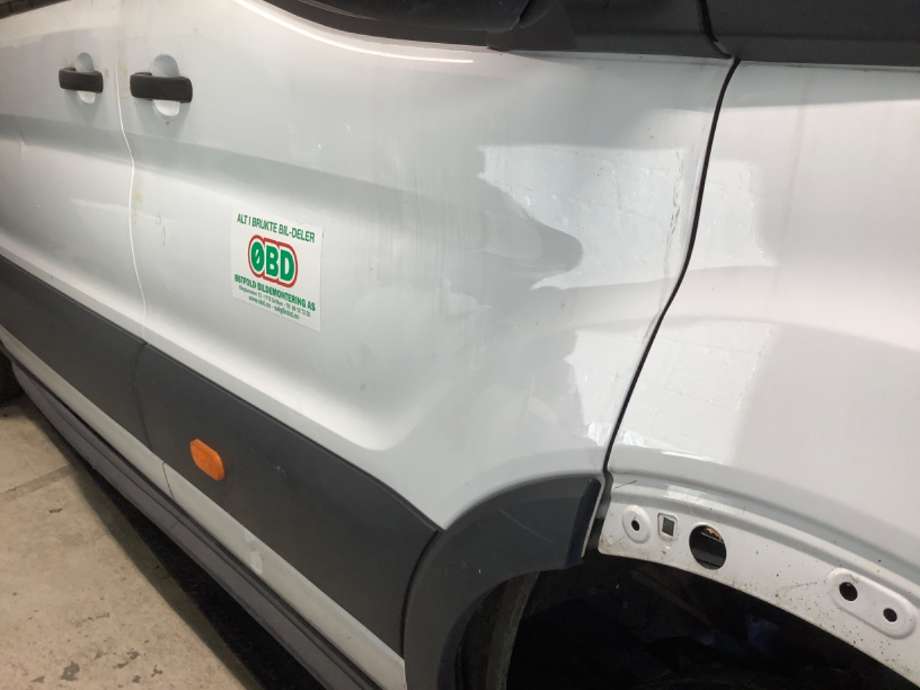 Dør høyre 2dørs til Ford Transit 2014-->>  (FORD|)