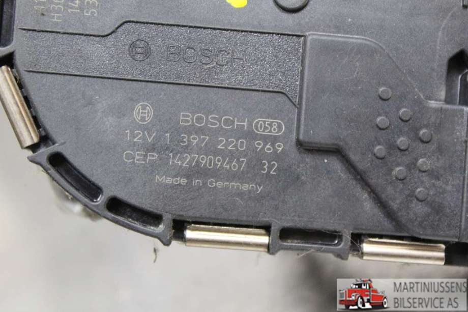 Viskermotor frontrute til Mercedes C-Klasse 2014-2018 (Fase 1) (W205) (W205) (MERCEDES||1 397 220 969)
