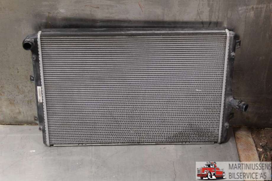 Radiator (automat gir) til VW Touran, 2010-2015 (Type I, Fase 3)  (VOLKSWAGEN|)