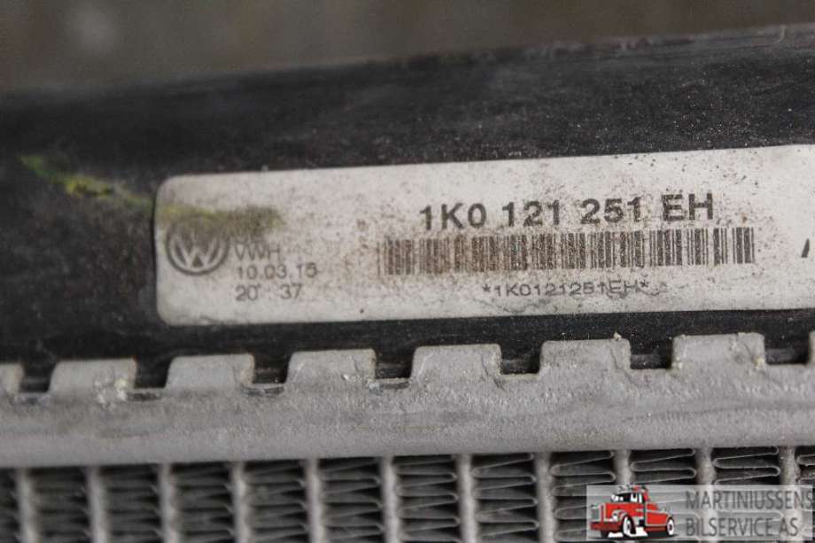 Radiator (automat gir) til VW Touran 2010-2015 (Type I, Fase 3)  (VOLKSWAGEN||1K0 121 251 EH)