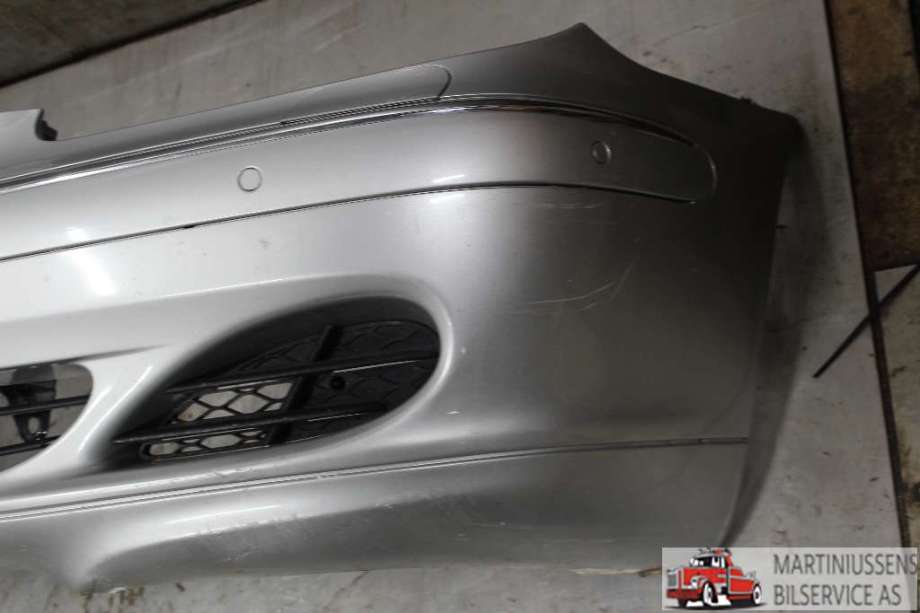 Støtfanger foran til Mercedes S-Klasse 1999-2005 (W220) (W220) (MERCEDES|)
