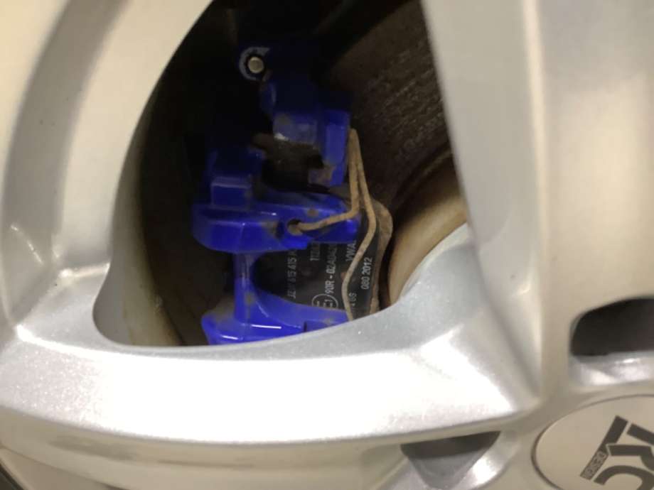Bremsecaliper venstre bak til VW e-Golf, 2017-2020 (Fase 2)  (VOLKSWAGEN|)