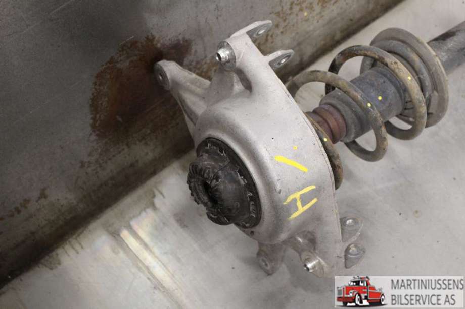 Fjærbein høyre foran til Audi A4 2007-2014 (Type IV) (B8) (B8) (AUDI||8K0413031AL)