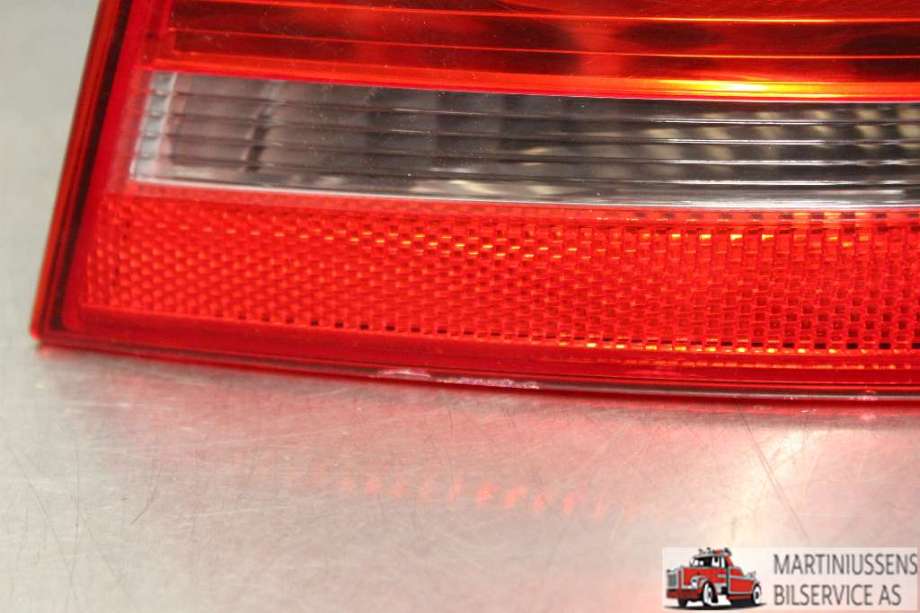 Baklykt høyre til Audi A4 2007-2014 (Type IV) (B8) (B8) (AUDI|8K9 945 096 B||8K5.945.096.D)