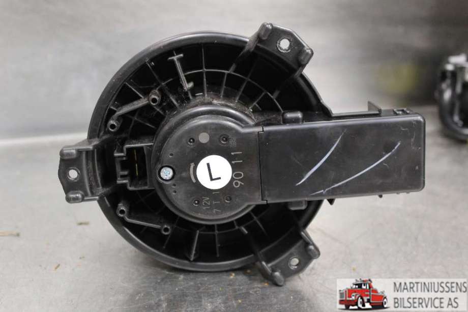 Varmeapparat motor til Toyota Hilux 2016-2020  (TOYOTA|)