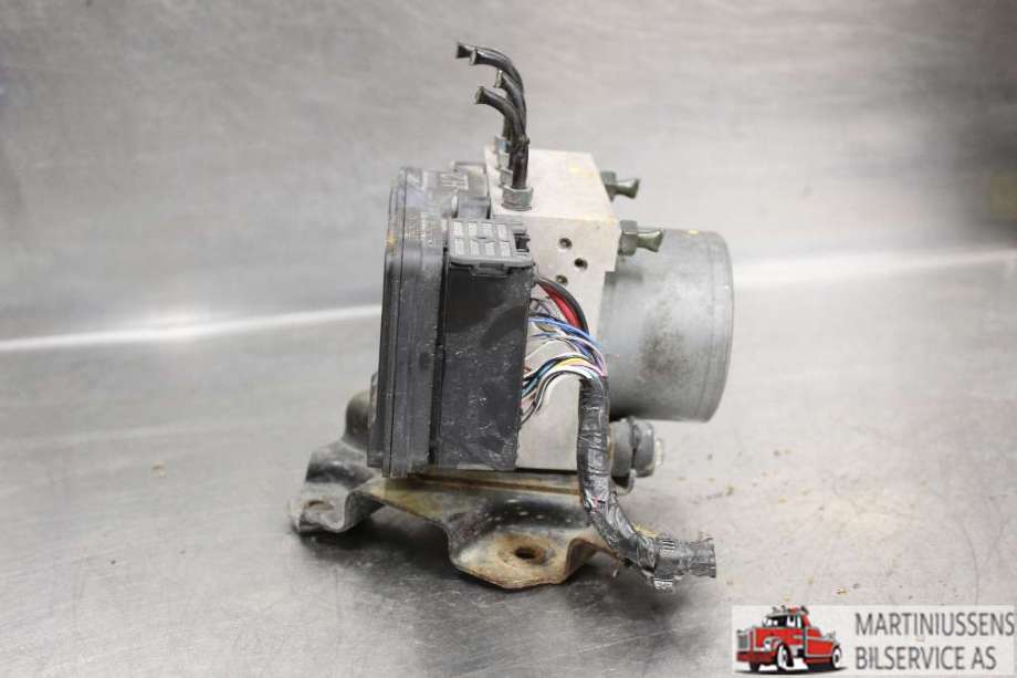ABS sentral til Toyota Hilux 2016-2020  (TOYOTA||44540-71500)