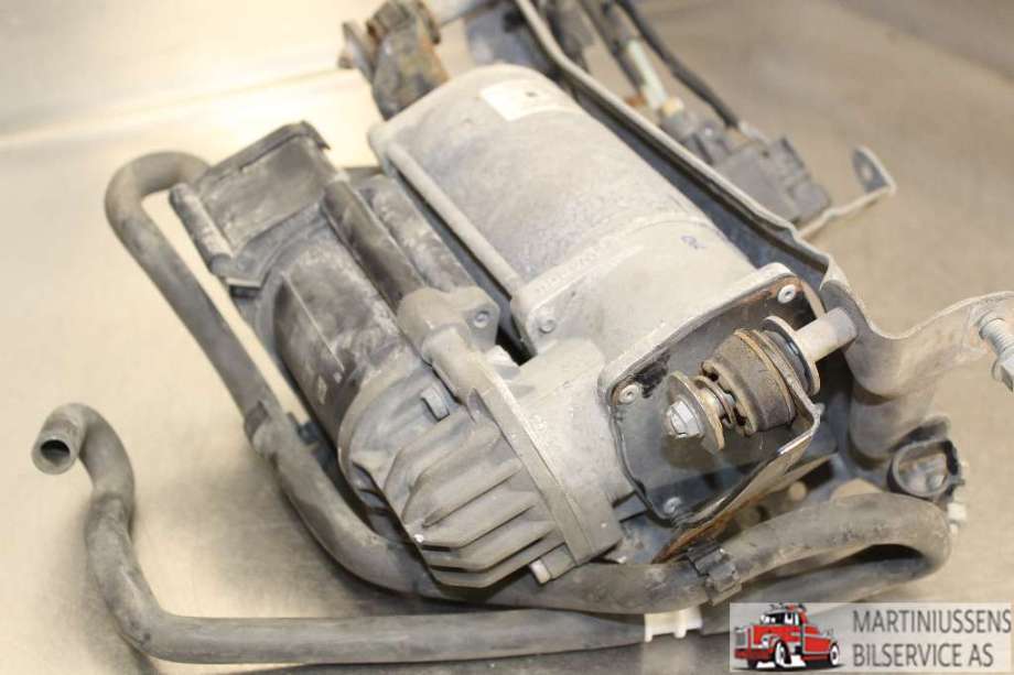Kompressor nivå/luft til Mercedes E-Klasse 2016-2023 (W213) (W213) (MERCEDES|A212  320 00 04/009||4430200191)
