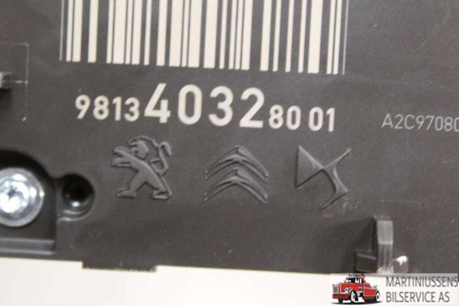 Diverse deler til Peugeot 3008 2016-->> (Type II)  (PEUGEOT||9813403280 01)