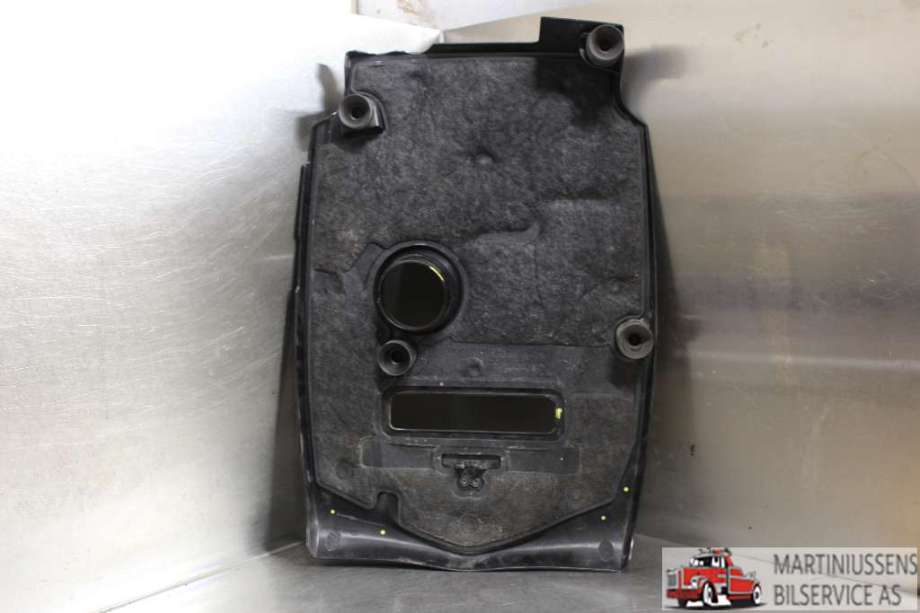 Motordeksel over motor til Mercedes C-Klasse 2014-2018 (Fase 1) (W205) (W205) (MERCEDES||A 274 010 6807)
