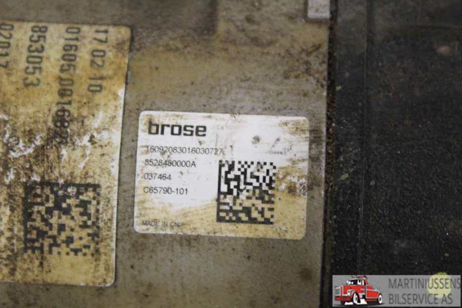 Tannstang elektrisk til Mercedes C-Klasse 2014-2018 (Fase 1) (W205) (W205) (MERCEDES||8528480000A)