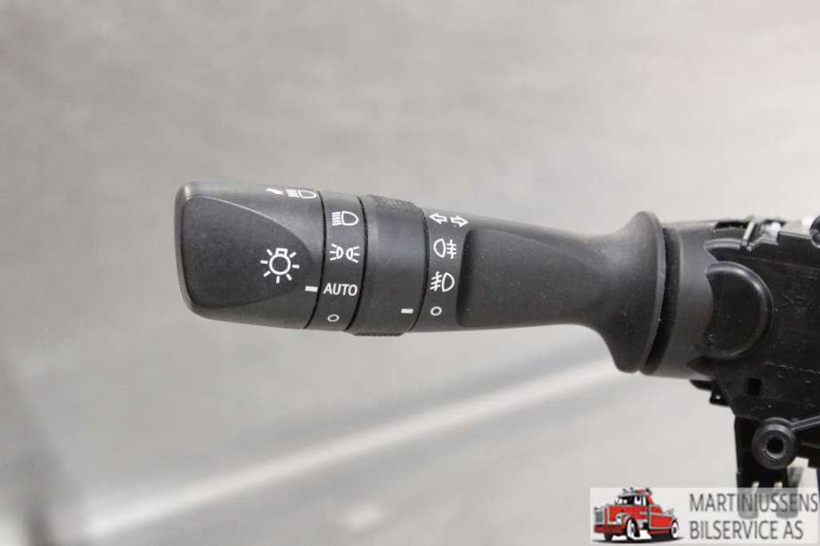 Bryter combi til Toyota Auris 2015-2019 (Type II, Fase 2)  (TOYOTA||17F852)