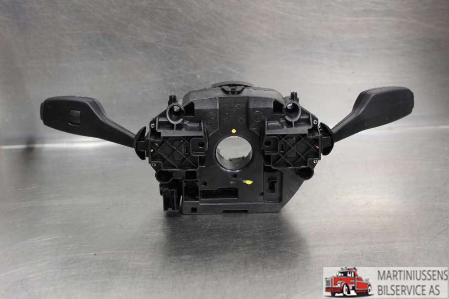 Bryter combi til BMW 1-Serie 2011-2015 (Fase 1) (F20/F21) (F20/F21) (BMW||LZ 9 242 289-02)