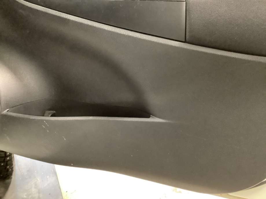 Dørtrekk høyre til Toyota Yaris 2014-2020 (Type III, Fase 2)  (TOYOTA|)