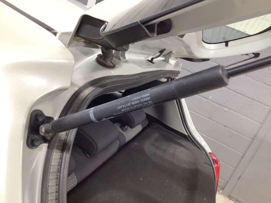 Baklukedemper til Toyota Yaris 2014-2020 (Type III, Fase 2)  (TOYOTA|)
