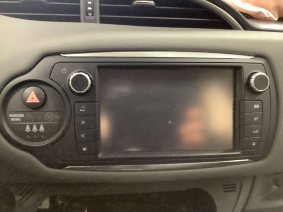 Bilstereo til Toyota Yaris, 2014-2020 (Type III, Fase 2)  (TOYOTA|)