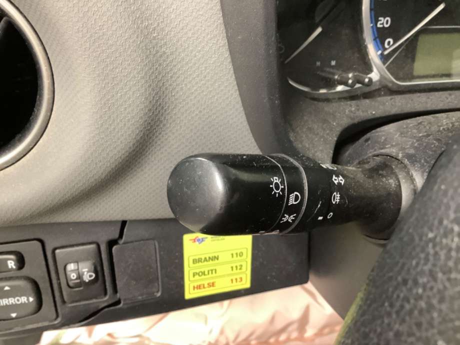 Bryter combi til Toyota Yaris 2014-2020 (Type III, Fase 2)  (TOYOTA|)