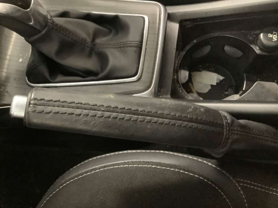 Håndbrekk til Volvo V40, 2012-2019  (VOLVO|)
