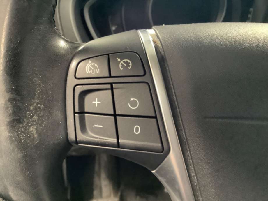 Diverse deler til Volvo V40, 2012-2019  (VOLVO|)
