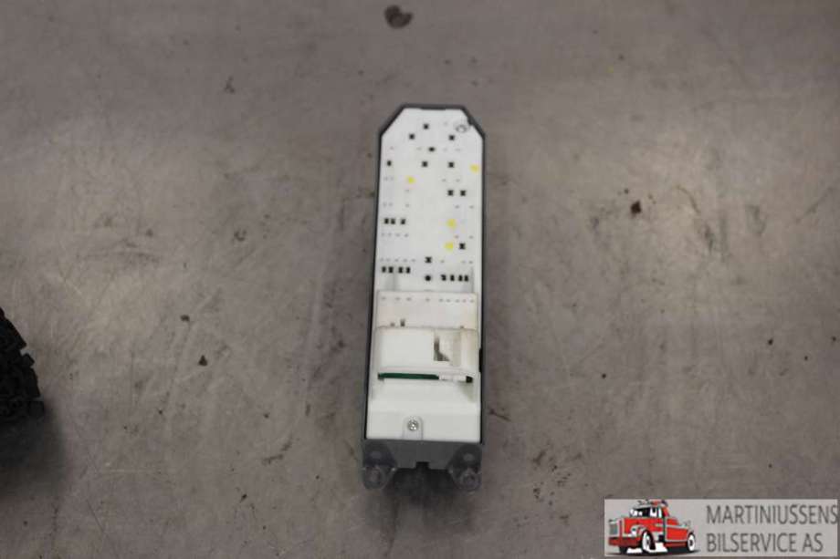 Bryter ruteheis til Toyota Yaris 2014-2020 (Type III, Fase 2)  (TOYOTA||192835)
