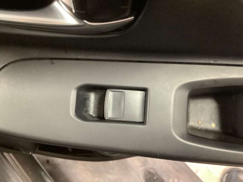 Bryter ruteheis til Toyota Yaris, 2014-2020 (Type III, Fase 2)  (TOYOTA|)