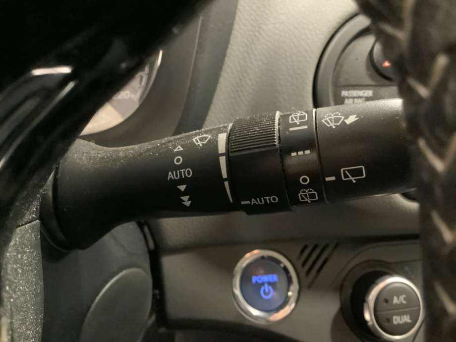 Bryter combi til Toyota Yaris, 2014-2020 (Type III, Fase 2)  (TOYOTA|)
