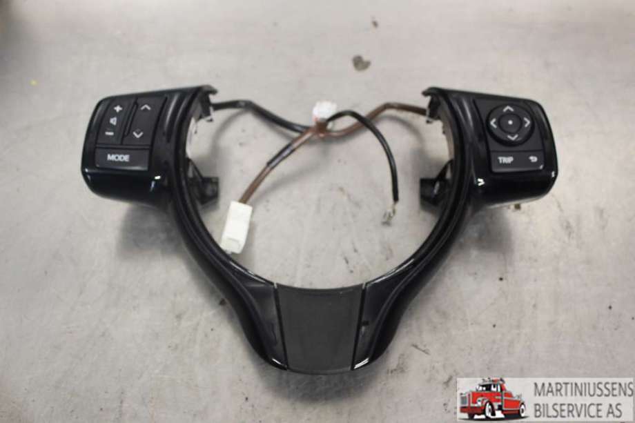 Bryter combi til Toyota Yaris 2014-2020 (Type III, Fase 2)  (TOYOTA|)
