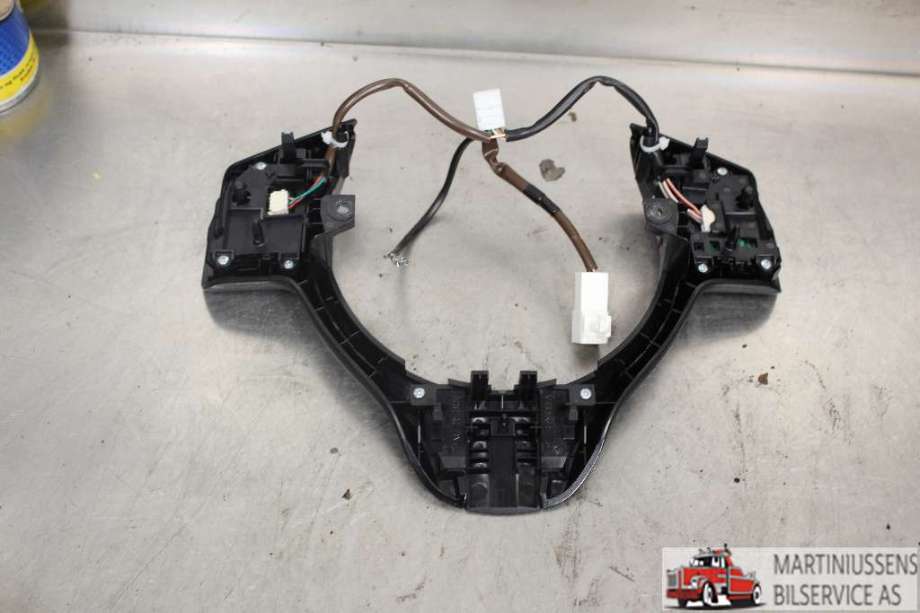 Bryter combi til Toyota Yaris 2014-2020 (Type III, Fase 2)  (TOYOTA|)