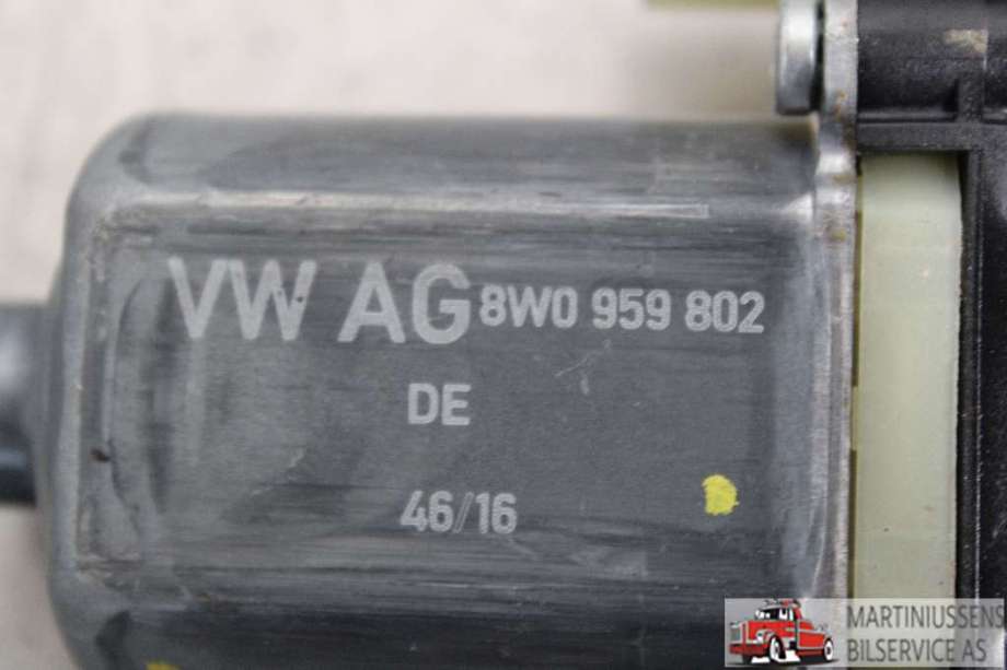 Ruteheis høyre til Audi A5 2016-->> (Type II)  (AUDI||8W0959802)
