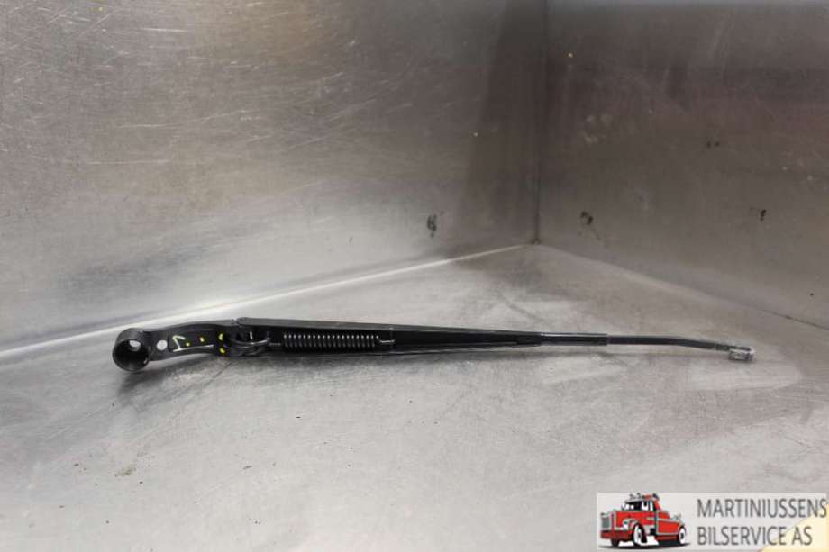 Viskerarmer frontrute til Honda Jazz 2009-2015 (Type II)  (HONDA|)