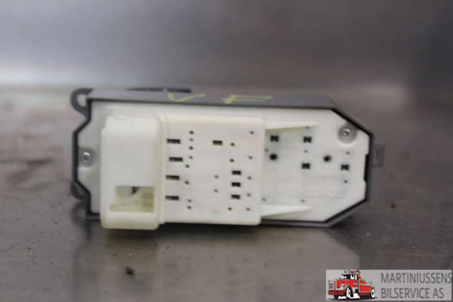 Bryter ruteheis til Toyota Yaris 2014-2020 (Type III, Fase 2)  (TOYOTA|)