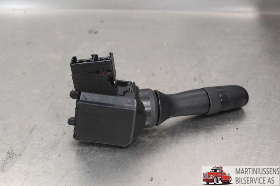 Bryter visker til Toyota Yaris 2014-2020 (Type III, Fase 2)  (TOYOTA||17F144)