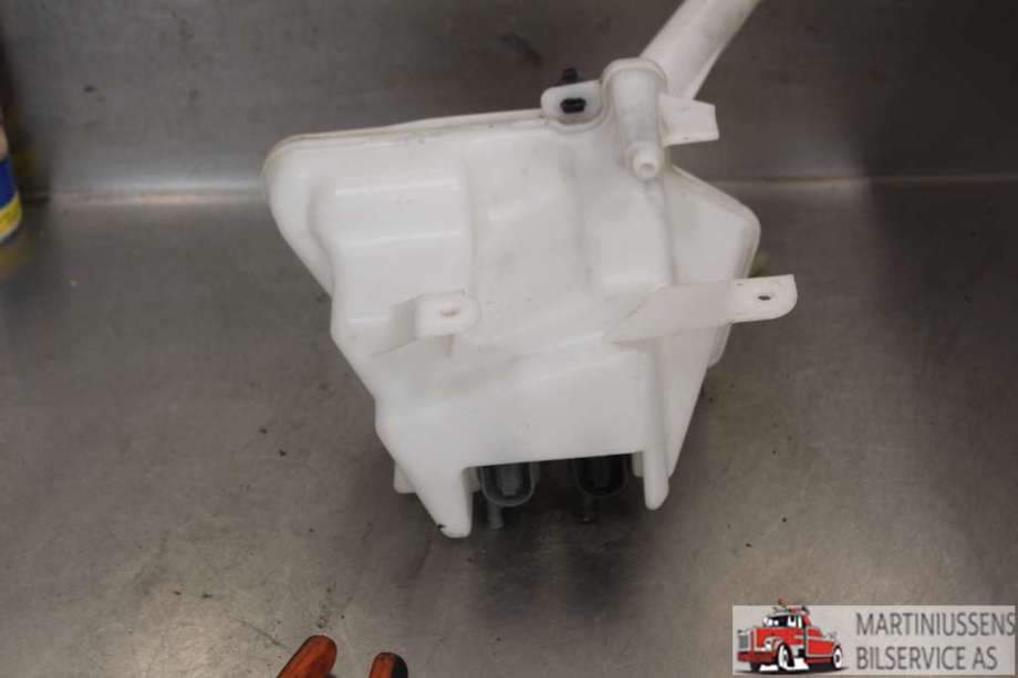 Spylertank til Toyota Yaris 2014-2020 (Type III, Fase 2)  (TOYOTA|)