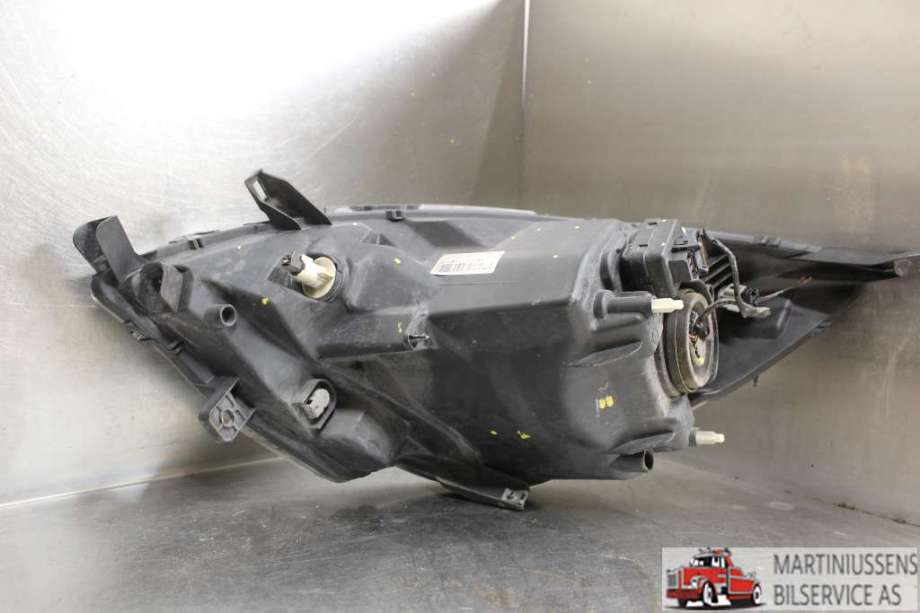 Frontlykt høyre halogen til Nissan Note 2006-2013 (Type I)  (NISSAN||89078194)
