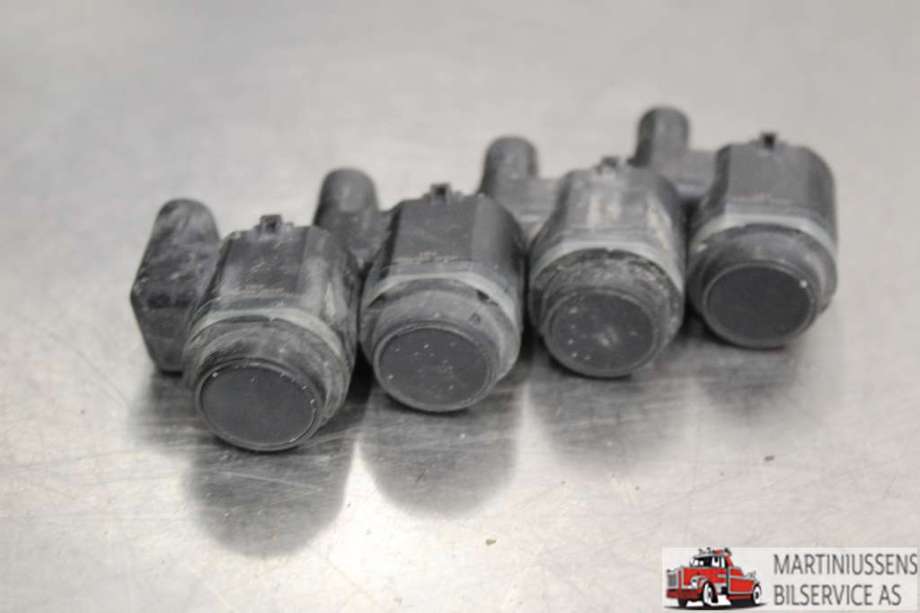 Parkeringssensor foran til BMW 5-Serie 2010-2017 (F10/F11) (F10/F11) (BMW||PR STK|9 231 281)
