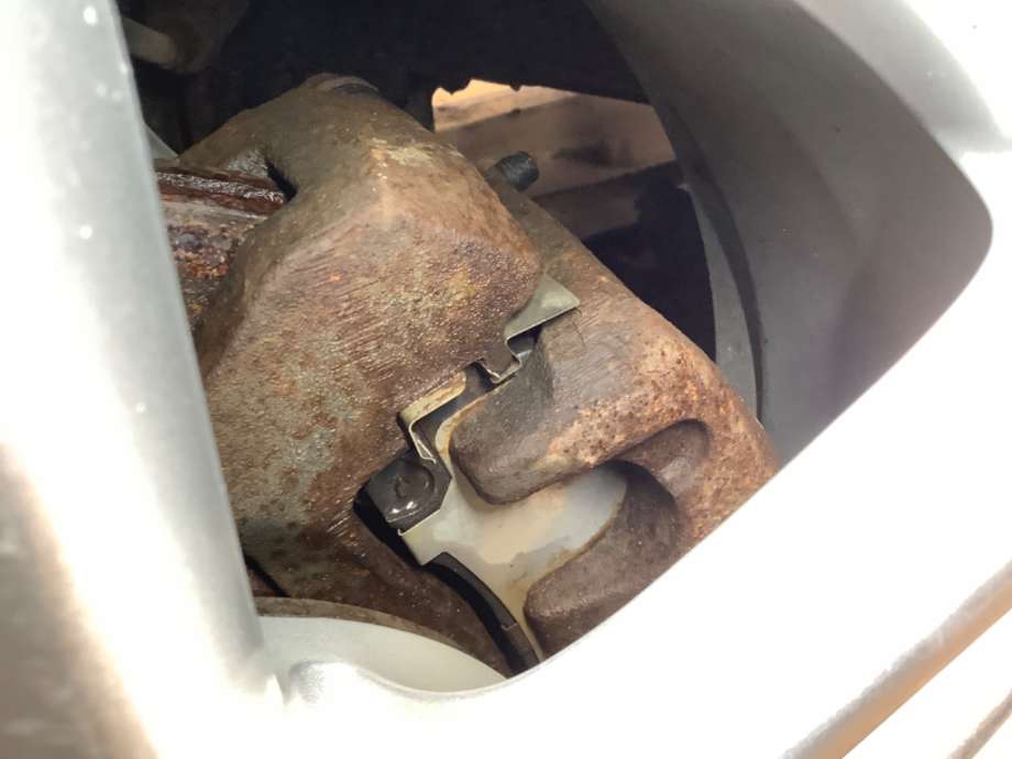 Bremsecaliper venstre foran til Isuzu D-Max, 2017-2020 (Type II, Fase 2)  (ISUZU|)