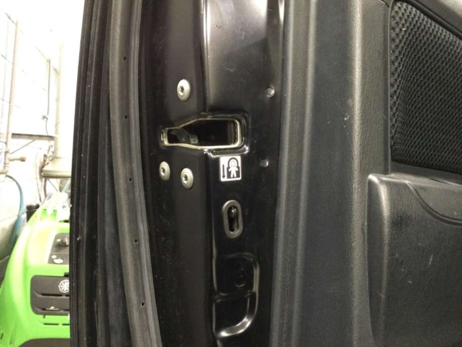 Låsekasse venstre til Toyota Hilux, 2012-2016  (TOYOTA|)