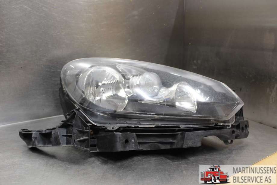 Frontlykt høyre halogen til VW Golf VI, 2008-2012  (VOLKSWAGEN|)