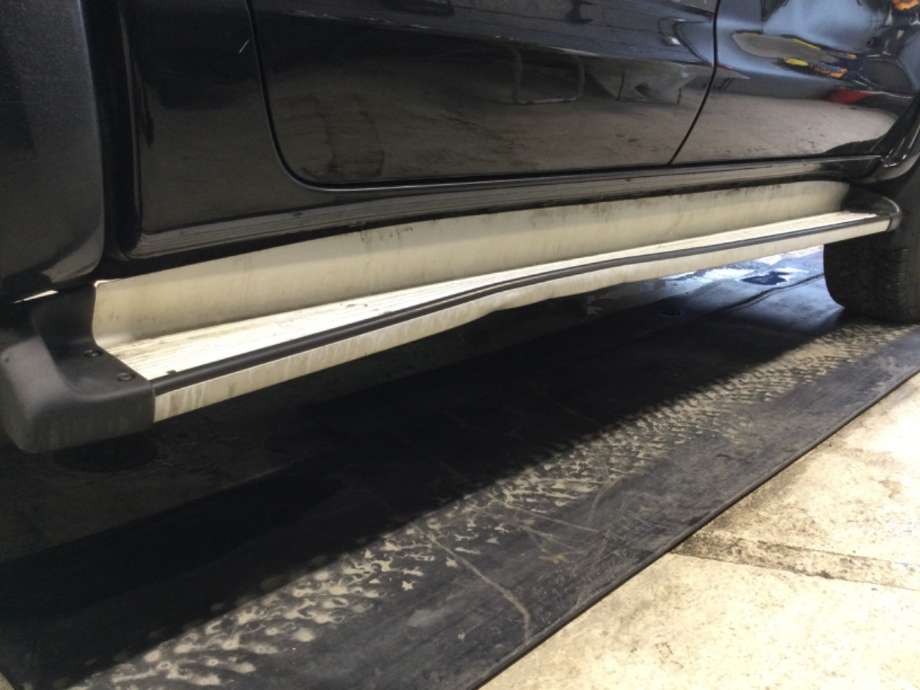 Stigtrinn/stigbrett til Toyota Hilux, 2012-2016  (TOYOTA|)