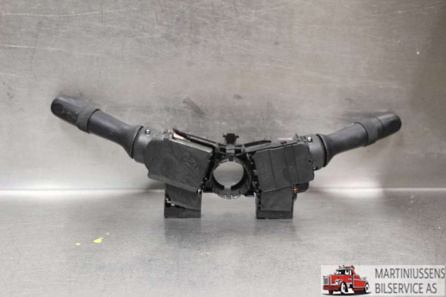 Bryter combi til Toyota Hilux 2012-2016  (TOYOTA||17F653)
