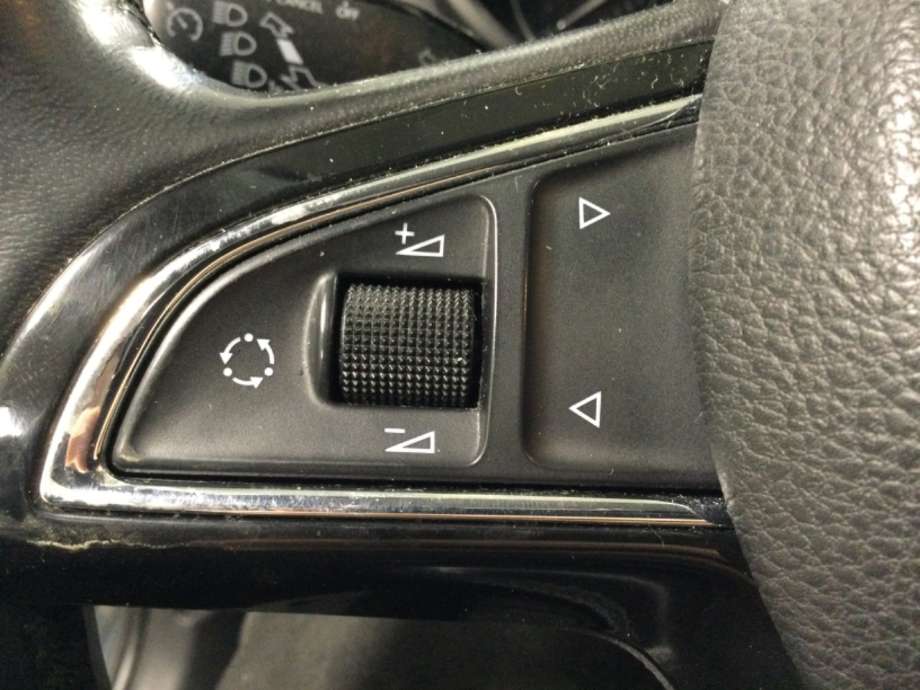 Bryter diverse til Škoda Octavia, 2013-2016 (Type III, Fase 1)  (SKODA|)