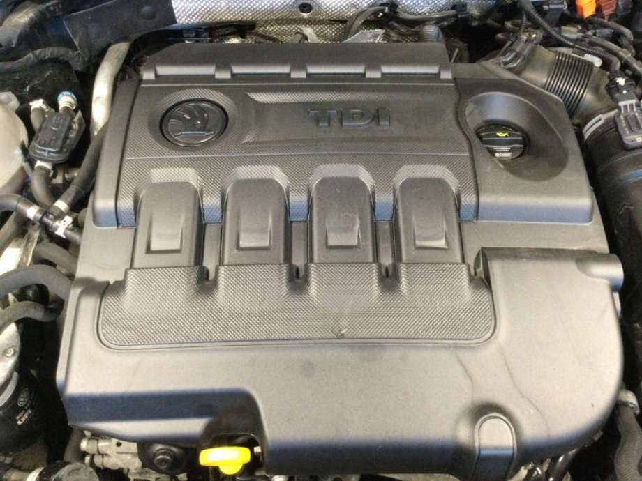 Motordeksel over motor til Škoda Octavia, 2013-2016 (Type III, Fase 1)  (SKODA|)