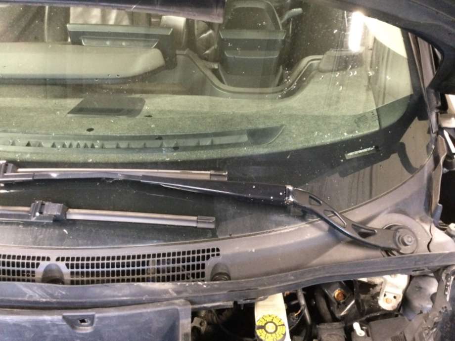 Viskerarmer frontrute til BMW i3, 2013-2022  (BMW|)