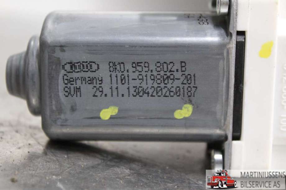 Ruteheis venstre til VW Sharan 2010-->> (Type II)  (VOLKSWAGEN||8K0.959.802.B)