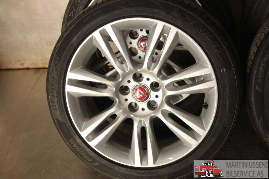 Hjulsett aluminium sommer til Jaguar XE 2015-->>  (JAGUAR|-7MM||225/45-18)