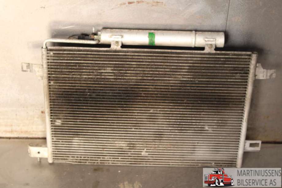 Aircondition radiator til Mercedes B-Klasse 2008-2011 (Fase 2) (W245) (W245) (MERCEDES||A1695000354)