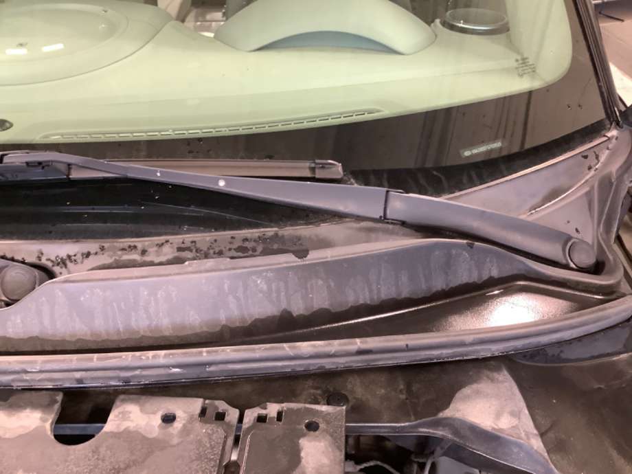 Viskerarmer frontrute til Kia Soul, 2014-2019 (Type II)  (KIA|)