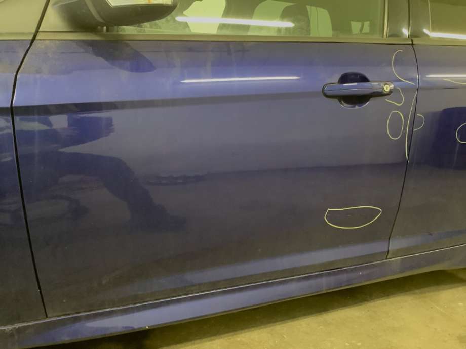 Dør venstre foran til Ford Focus, 2014-2018 (Type III, Fase 2)  (FORD|)